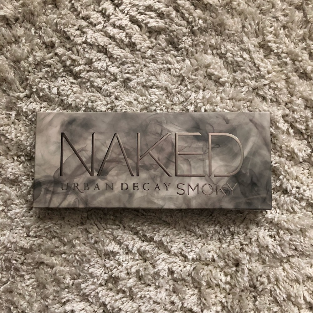 Naked SMOKY PALETTE brand new